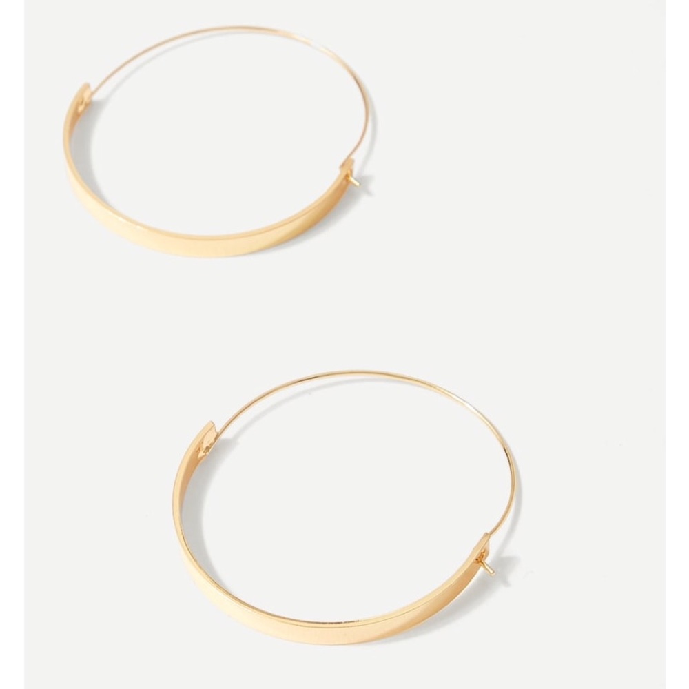 SLOANE Gold Simple Hoop Earring